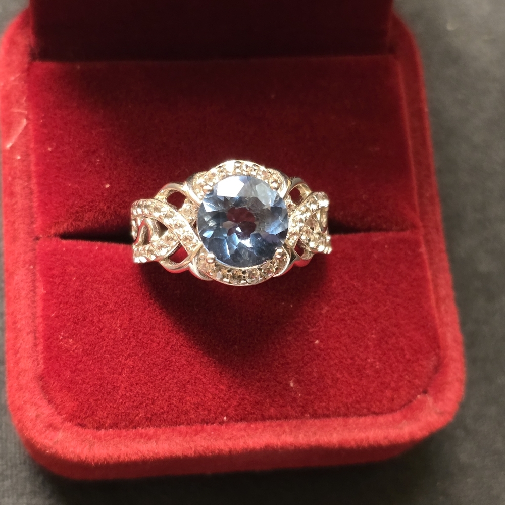 .925 Sterling Silver Ring Ocean Mist W/ Cubic Zirconia Stones Size 7